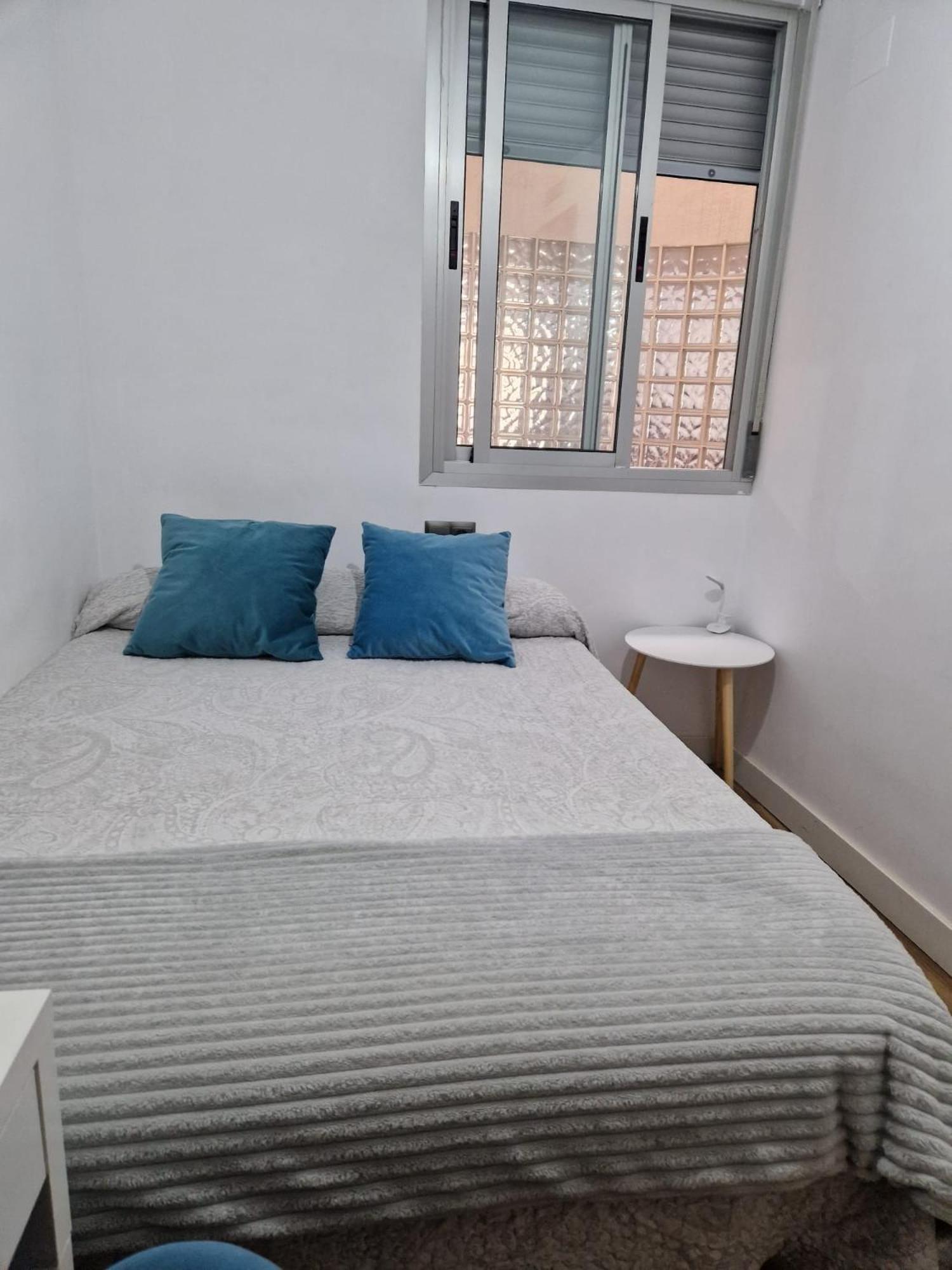 Appartamento Quarto Com Banheiro Privado Em Apartamento Familiar Alicante Esterno foto