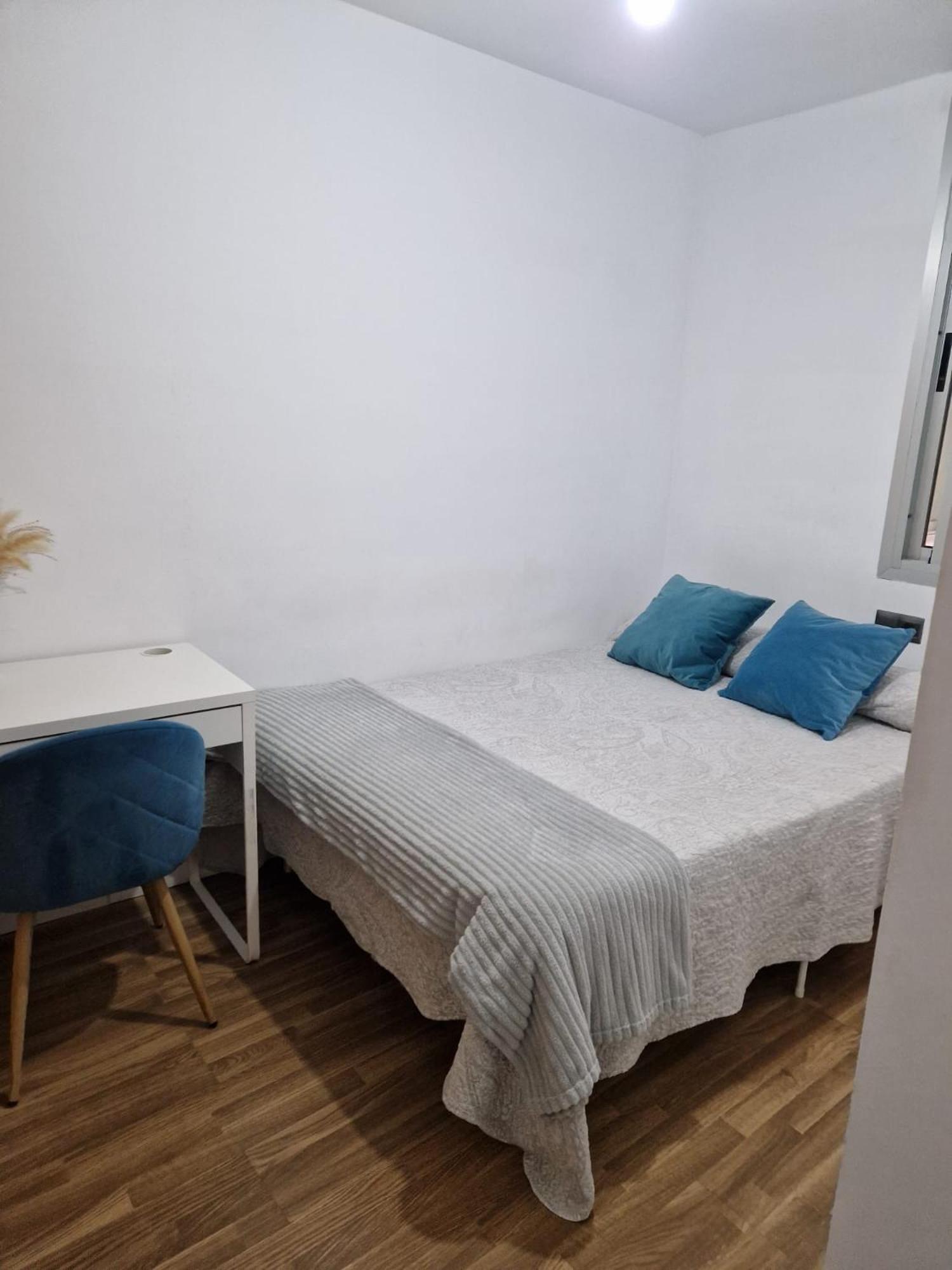 Appartamento Quarto Com Banheiro Privado Em Apartamento Familiar Alicante Esterno foto